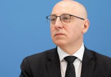 Alman İç İstihbarat Başkanı - Sinan Selen